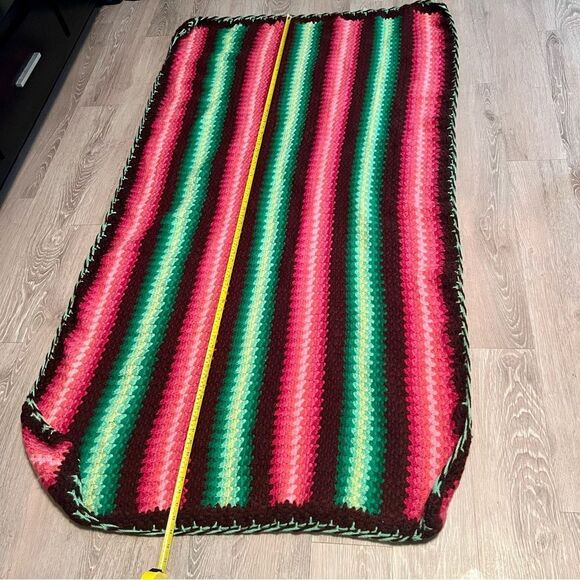 70s Crochet Dopamine Psychedelic VTG 60s Pink Green Stripe Granny Afghan Blanket - Picture 7 of 7